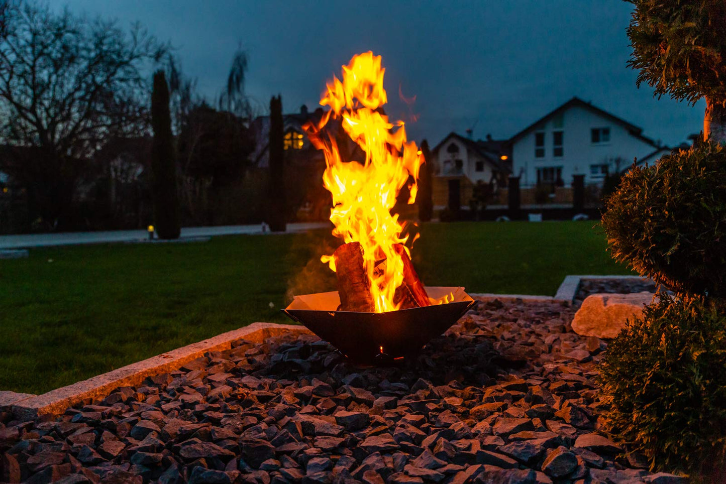 FENNEK Hexagon Stainless Steel Mobile Fire Pit