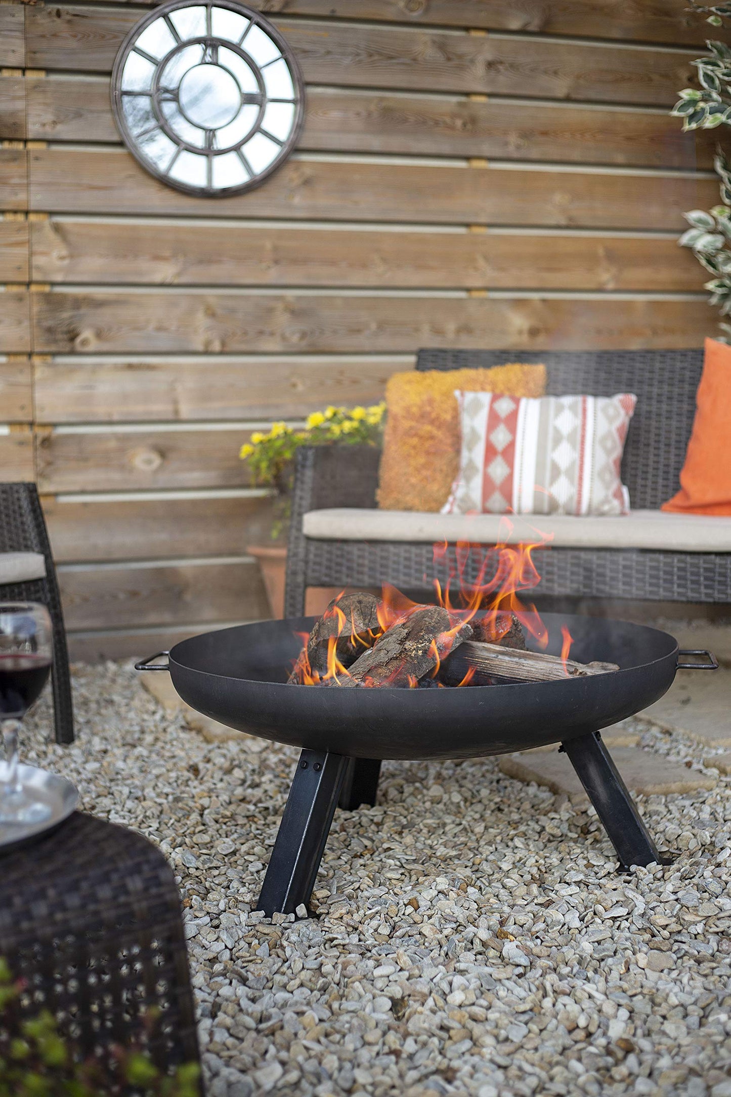 La Hacienda Pittsburgh Medium Oiled Steel Fire Pit