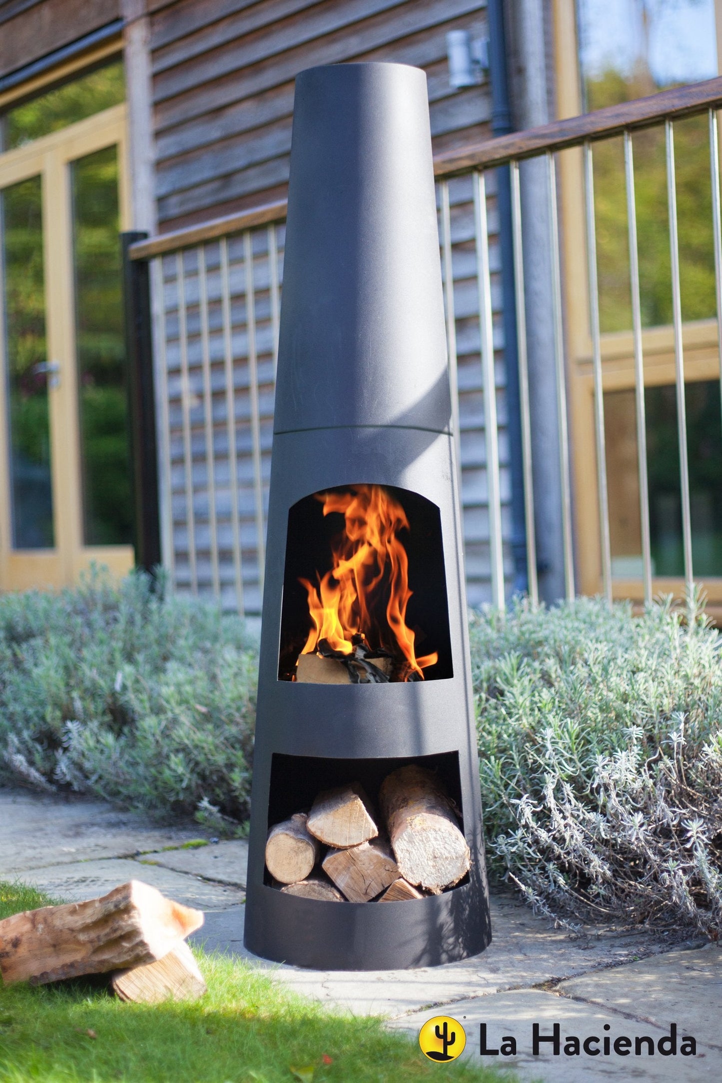 La Hacienda Circo Modern Steel Chiminea – Black